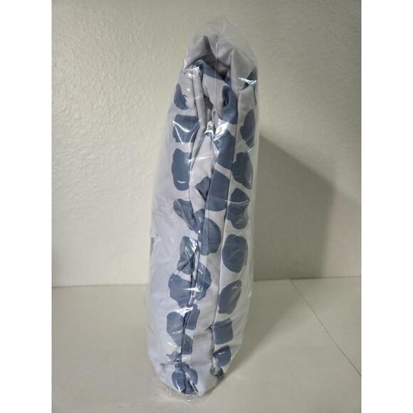 iEnjoy Home Feather Patterned King 3 Pc Duvet Set - Picture 3 of 5